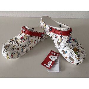 Crocs Peanuts Snoopy Charlie Brown Classic Clog 208629-94S Men’s Sz 12 Jibbitz